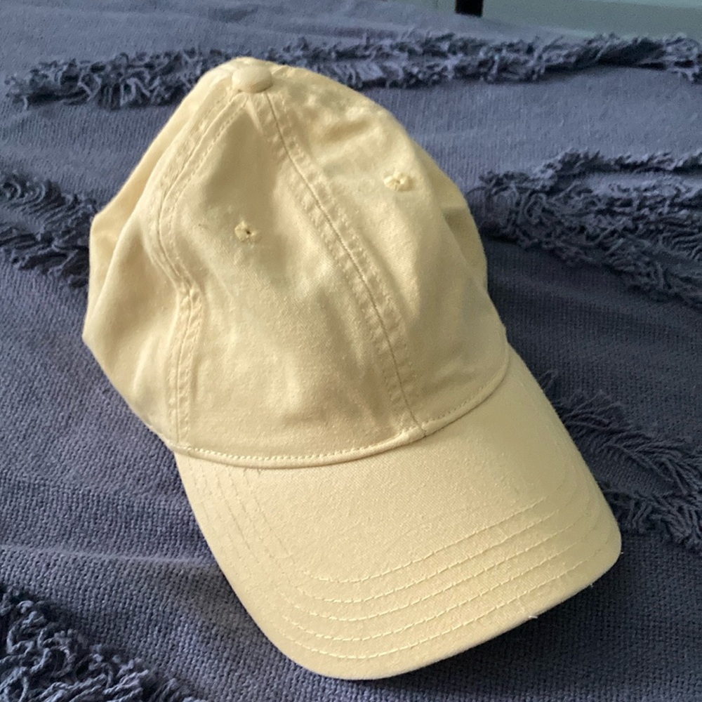 Madewell pale yellow baseball cap